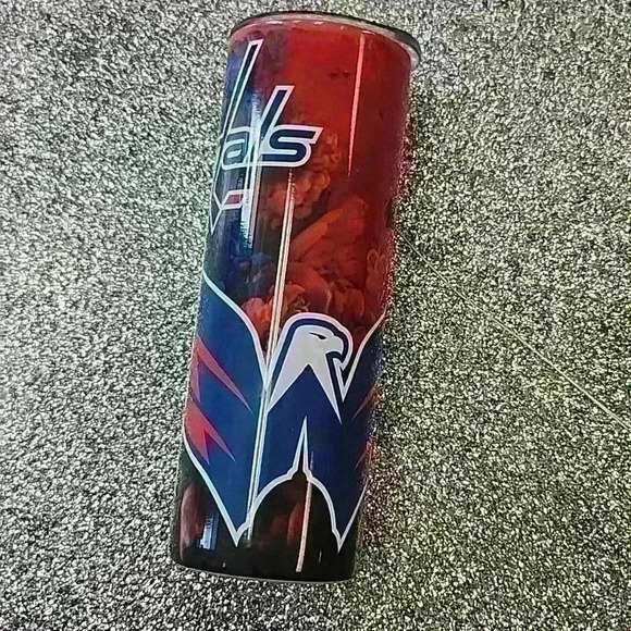 20  oz capitals tumbler - Picture 2 of 3